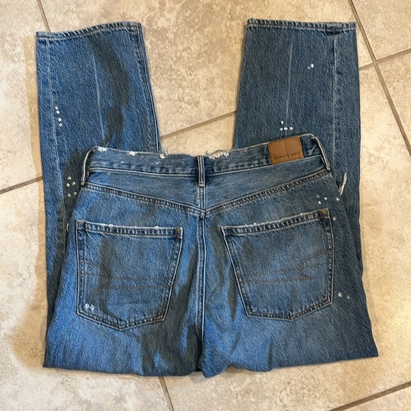 American Eagle 90s Boyfriend Destroyed Relaxed Crop Jeans 6 short - Picture 7 of 8